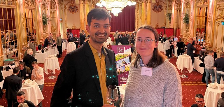 Interns: Mareike Appel & Sanket Chavan in Concealed Wines